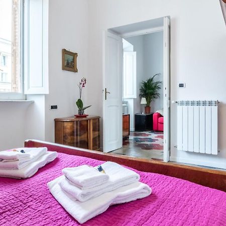 Relax Apartment Zanardelli, Piazza Navona Roma Dış mekan fotoğraf